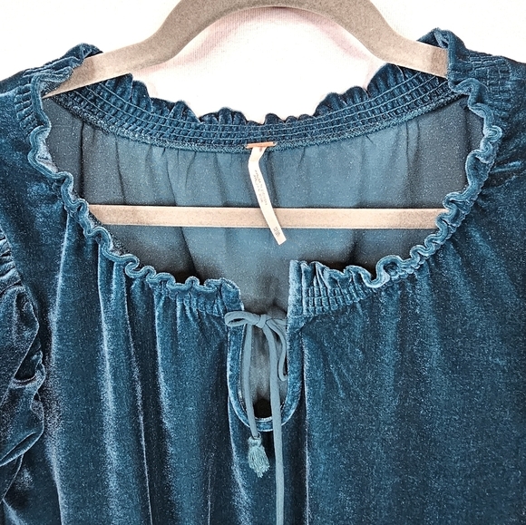 Free People Terese Velvet Top - Picture 7 of 7
